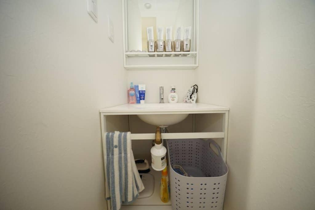 Apartment 悠悠美宿 肥后桥21分贝 地铁站步行行5分钟 直达难波心斋桥5分钟内 独立卧室有厨房 肥后桥高级公寓有电梯 Osaka