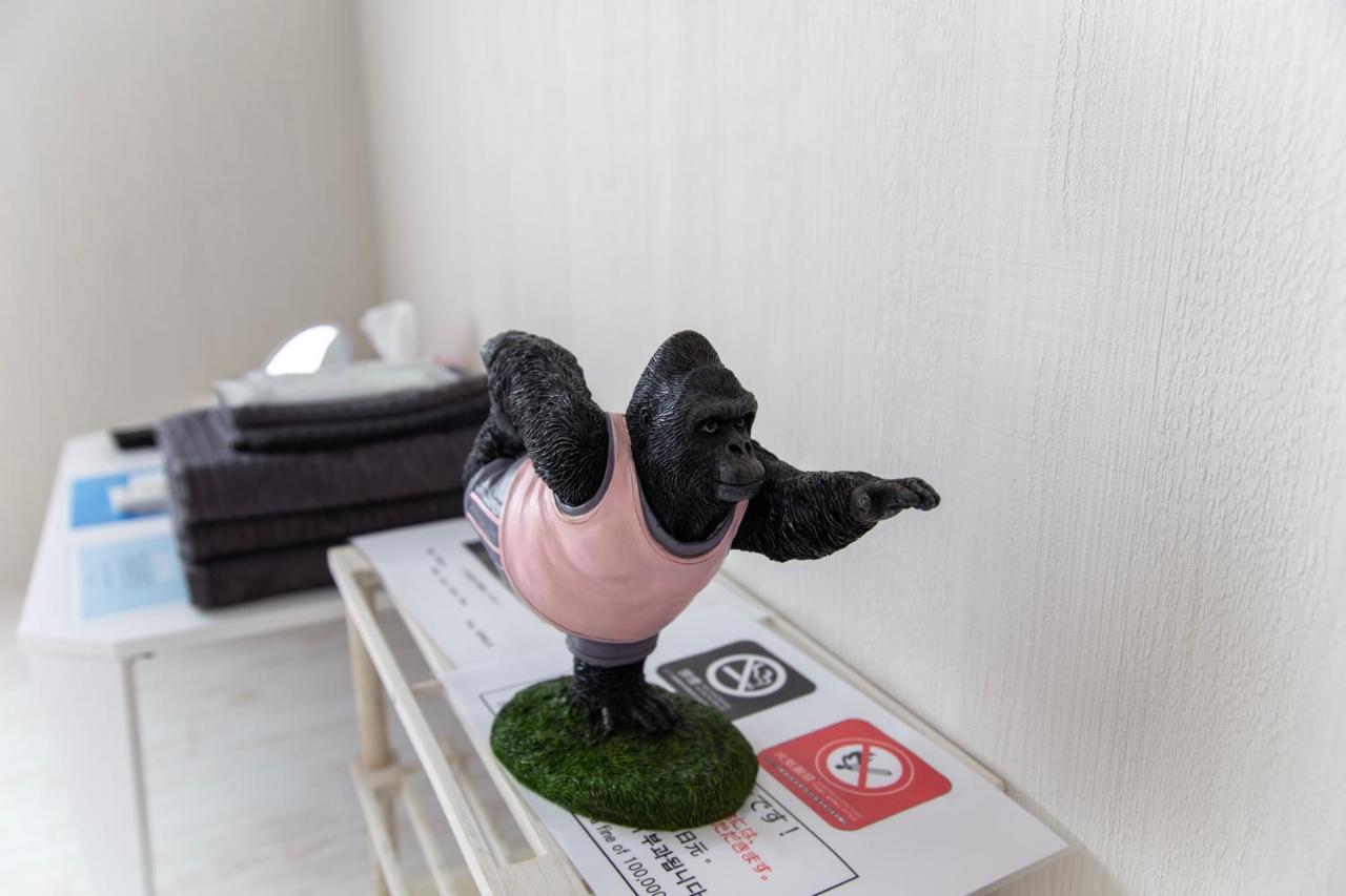 Gorilla! Guest house