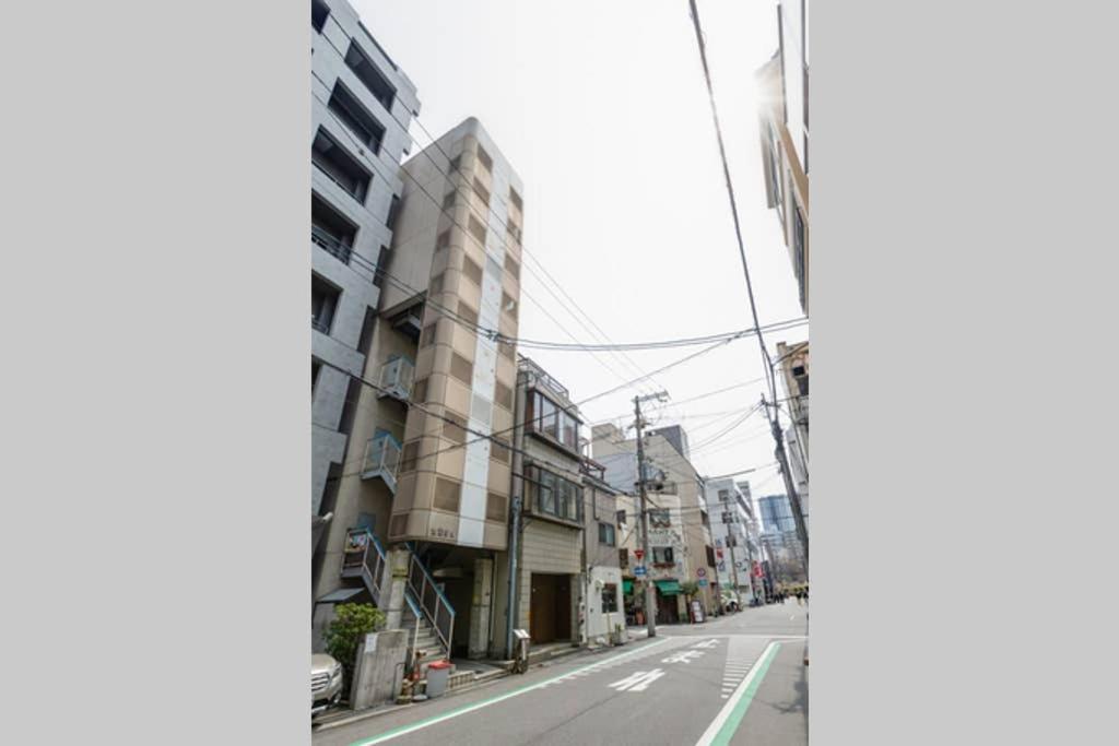 Apartment 悠悠美宿 肥后桥21分贝 地铁站步行行5分钟 直达难波心斋桥5分钟内 独立卧室有厨房 肥后桥高级公寓有电梯 *