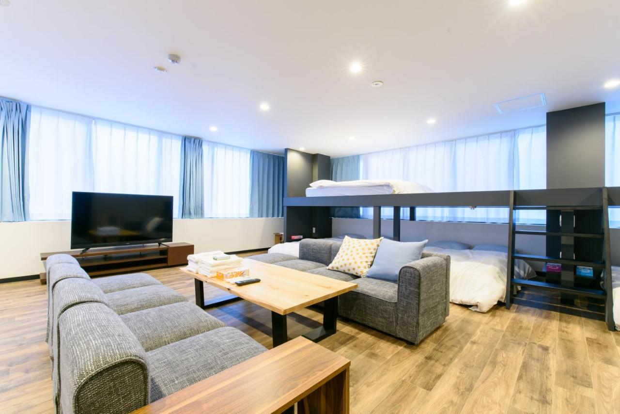 Apartment Black Gate日本橋 *