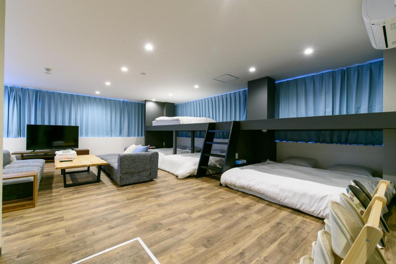Apartment Black Gate日本橋 Osaka