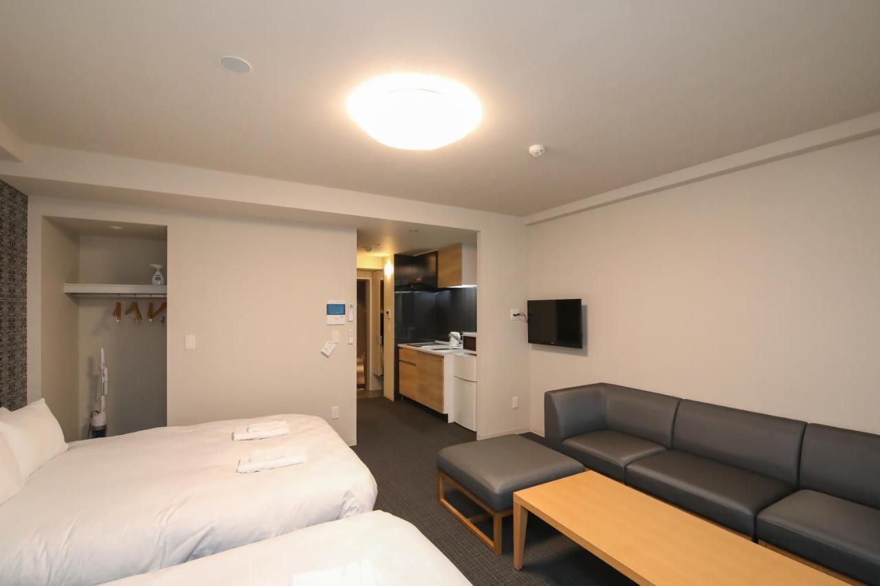 Takuto Hommachi West Apartment *