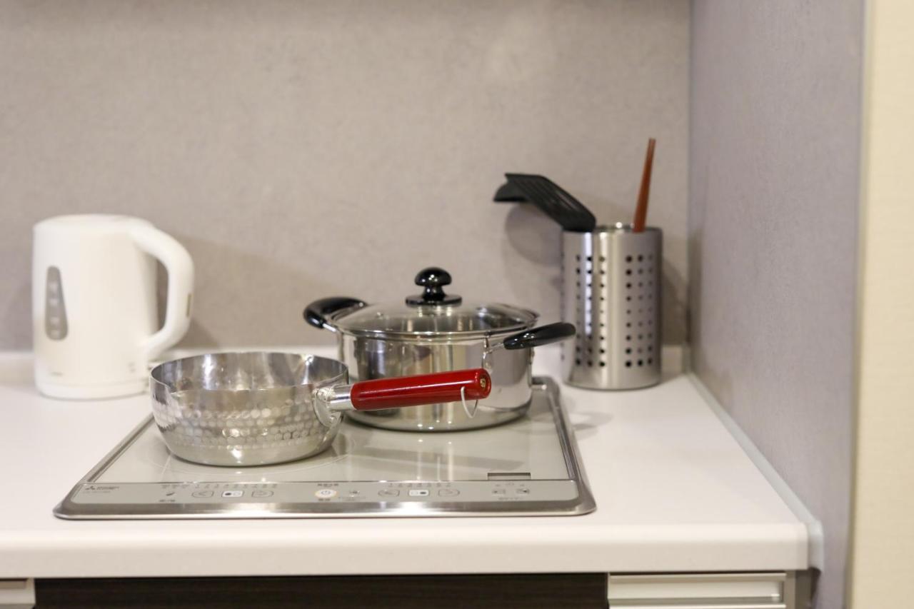 Takuto Hommachi West Apartment *