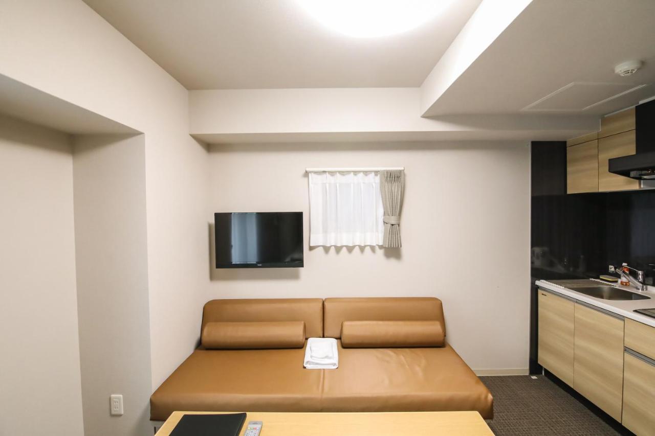 Apartment Takuto Hommachi West *