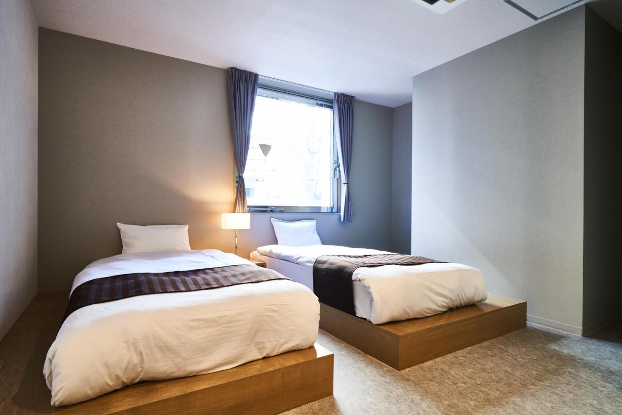 &and Shinsaibashi East Hostel