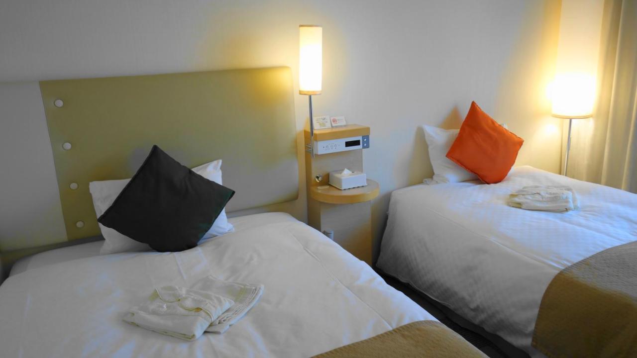 Plaza Hotel Osaka