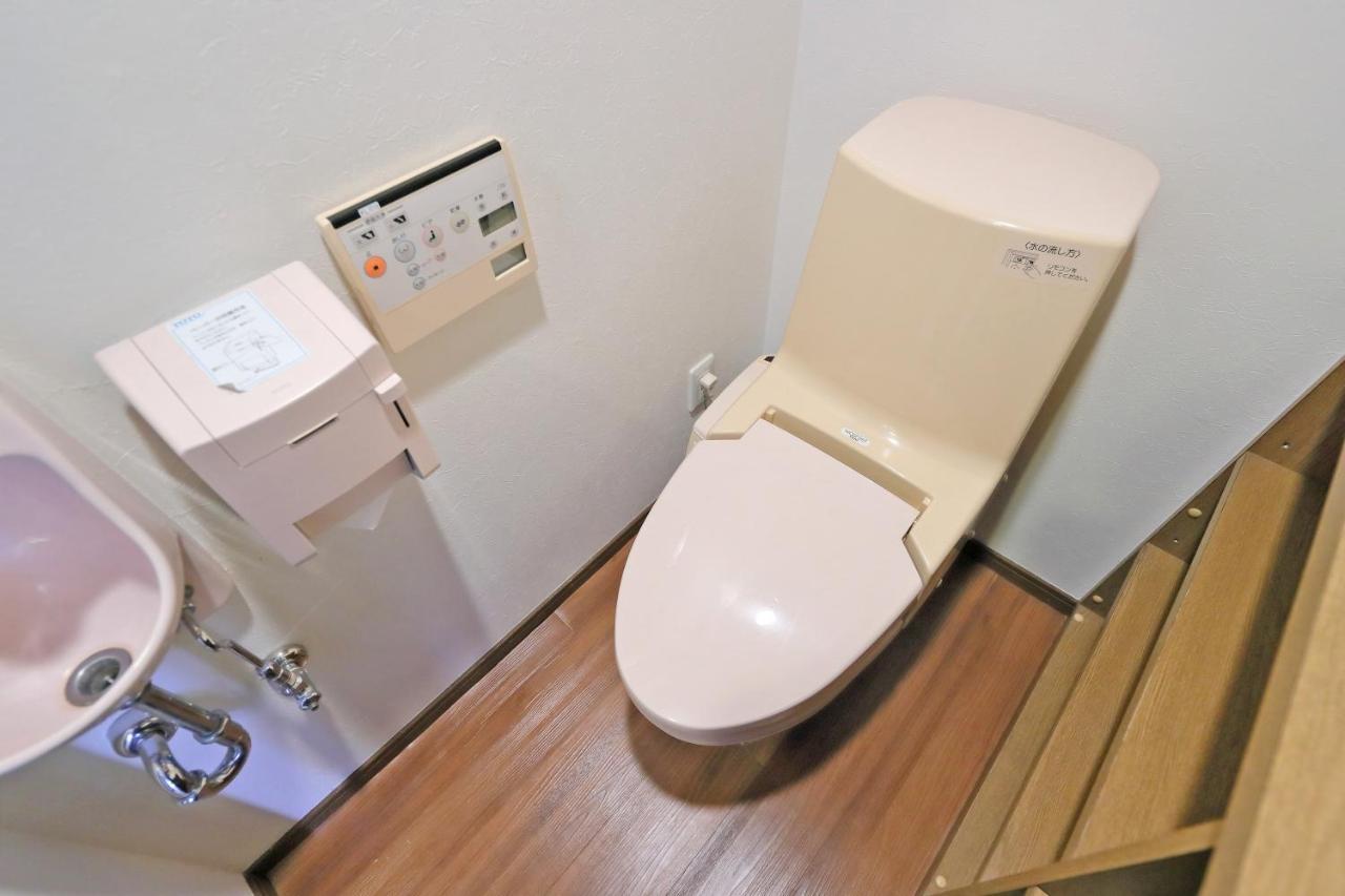 Roof Dotonbori Riverside Apartment *