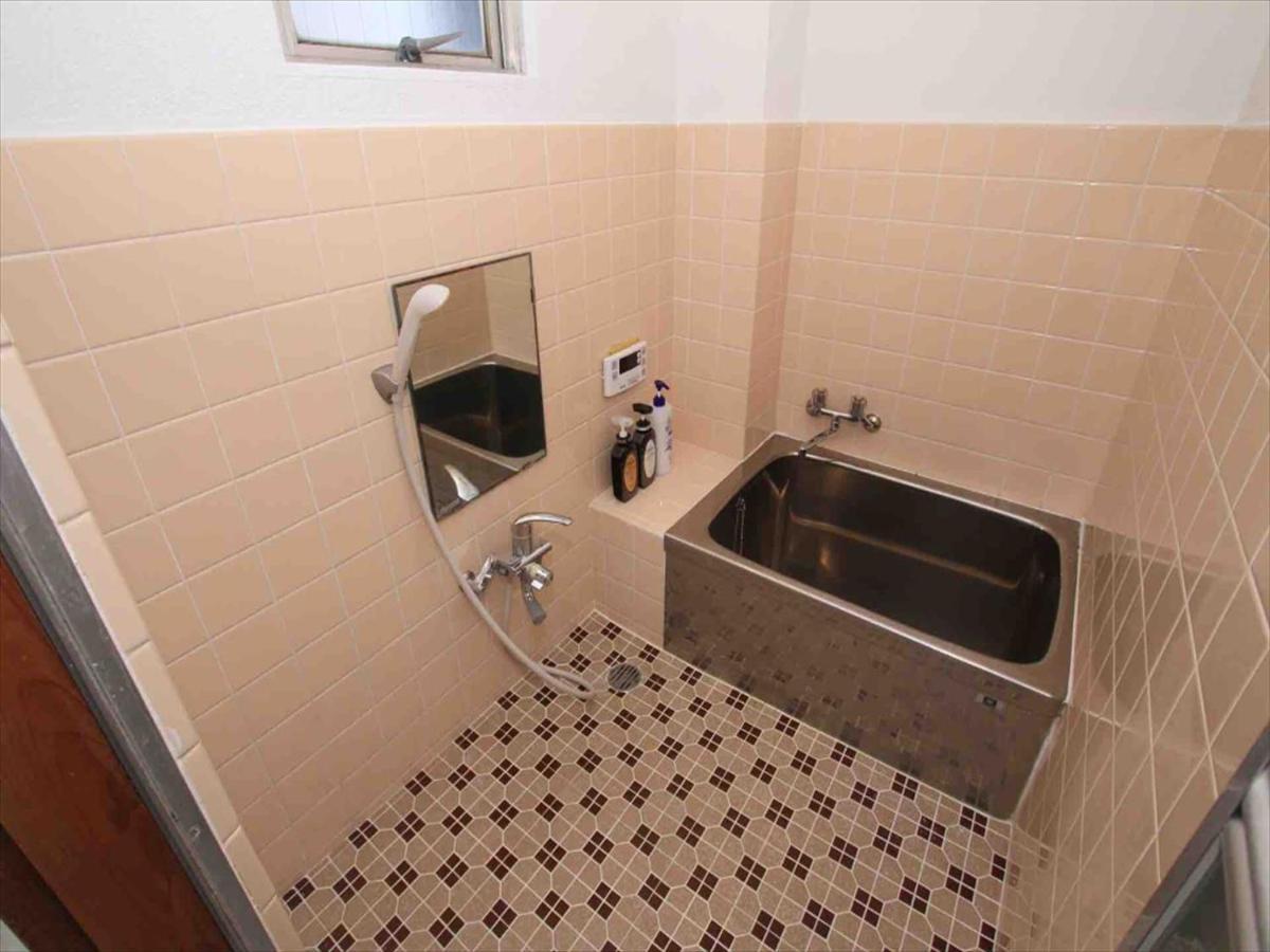 Apartment Goraku Shinfu-kae Osaka
