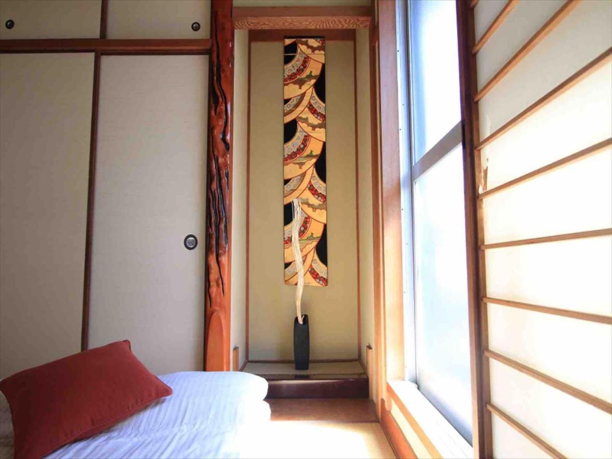 Goraku Shinfu-kae Apartment