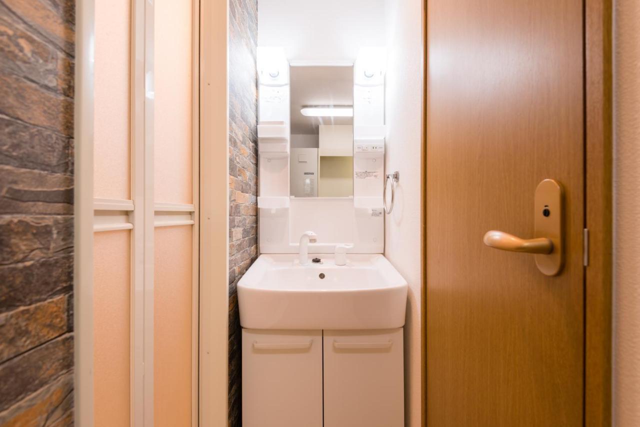 Krehl Minamihorie Condominium 3* Osaka