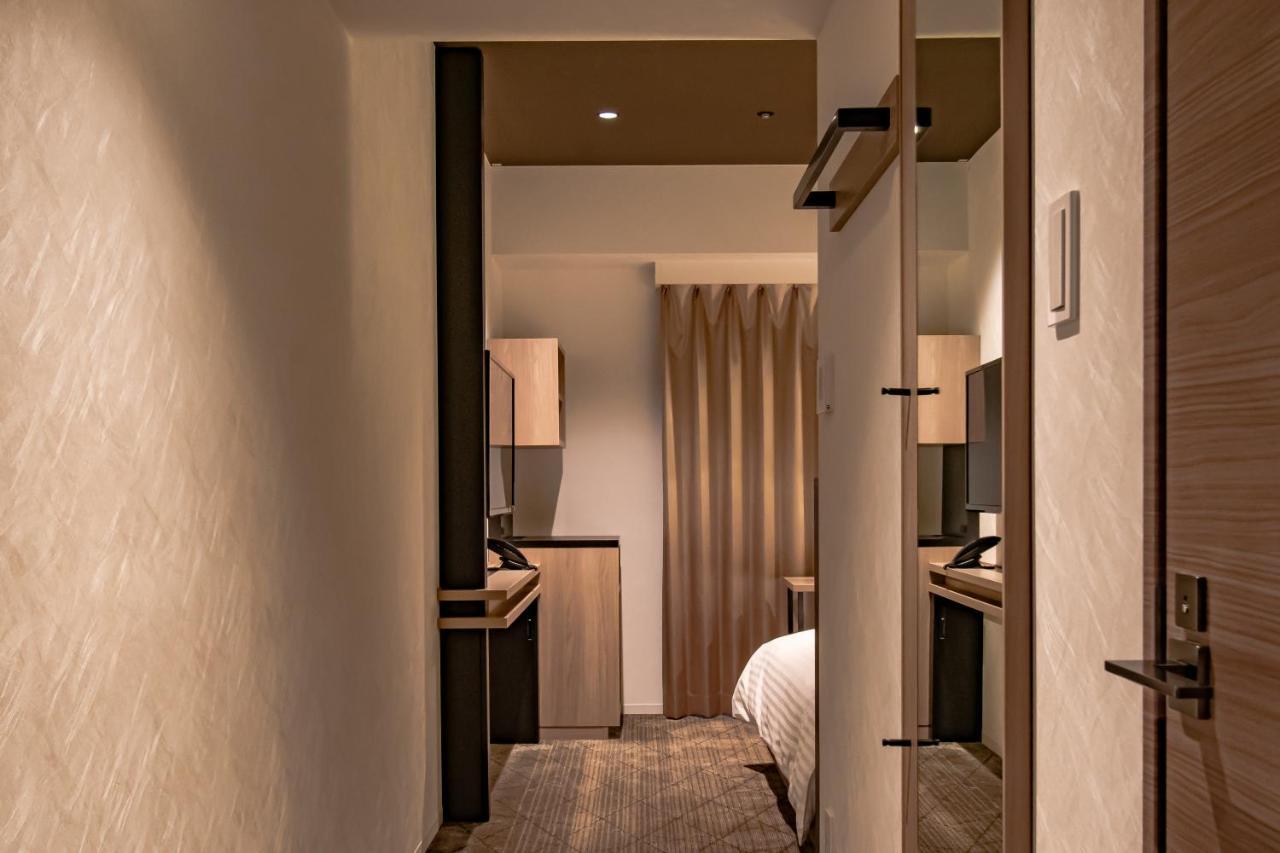 Hotel Vista Premio Hommachi 4*