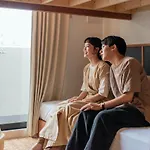 Earthmans Osaka-Jo