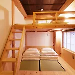 Poly Hostel 2 Namba