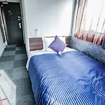 Hotel Livemax Osaka Honmachi