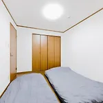Easy To Visit Kyoto Kobe Nara Osaka, 3 Mins Walk To Dotonbori & Namba
