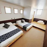 Poly Hostel 2 Namba