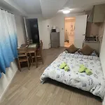Orange House 802