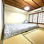 大阪市中心，难波车站5分钟，步行心斋桥道顿堀，独立公寓设备齐全