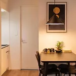 Yeah Room Namba