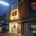 Entire House Rental In Central Osaka 山王