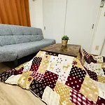 303黒門市場すぐ30秒!道頓堀まで徒歩8分!でんでんタウン徒歩3分!通天閣徒歩9分!観光に最高!