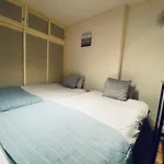 Apartment House White Mansion 202