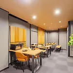 【En Stay 004】シアタールームのある大型施設