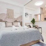 Ostay Awaza Hotel Apartment