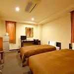 Grampus Inn Osaka