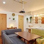 Sumicco 4Ldk Room