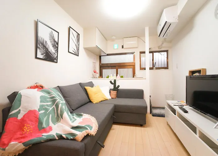 A Separate House In Osaka 7Ppl Choi1
