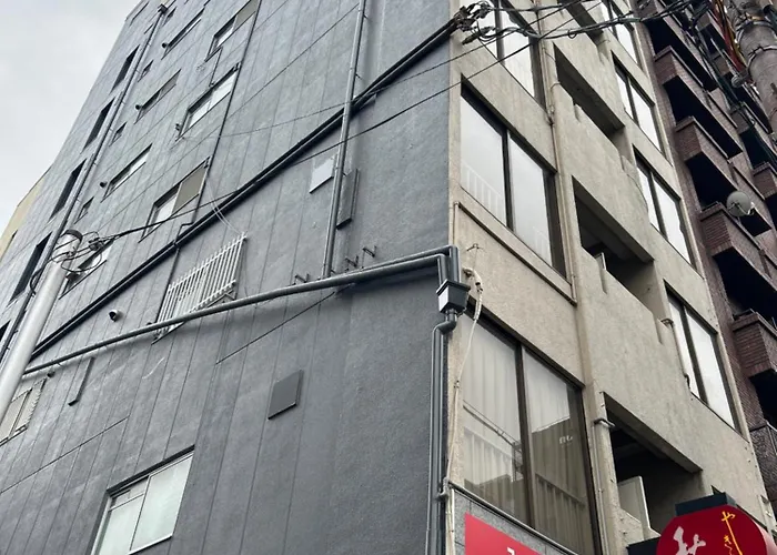 Large Room By Kuromon Market