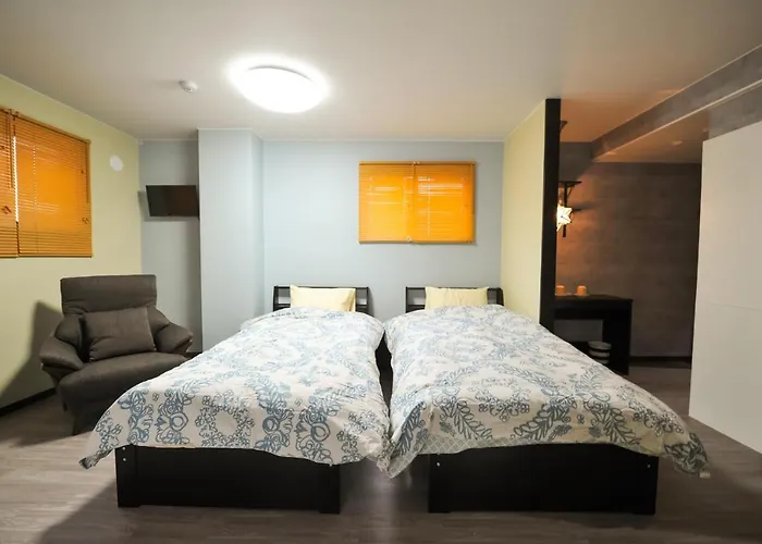 Kaede Hotel Shinsaibashi East