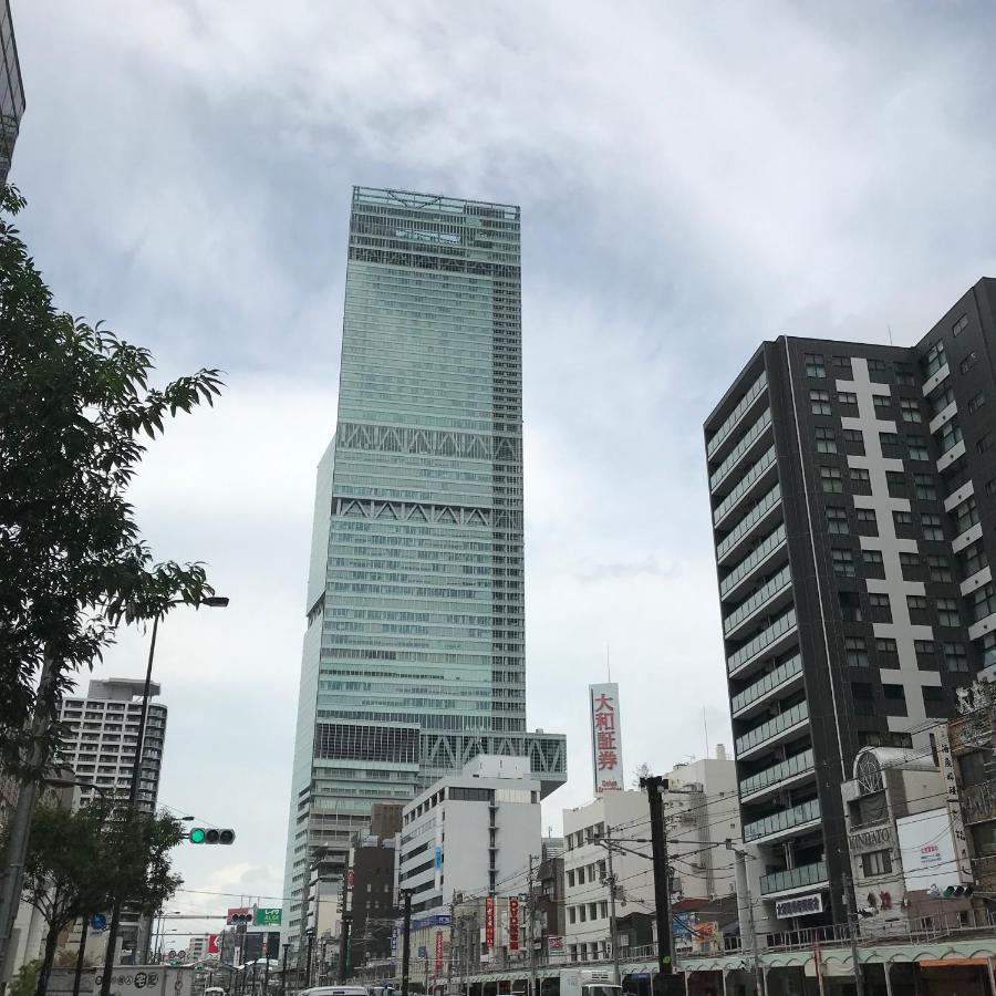 Apartment 駅まで3分7人で広々使えるスタイリッシュ空間です Osaka