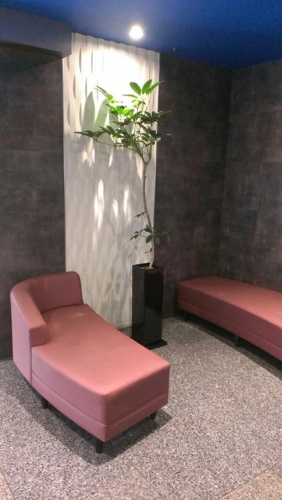 Sunplaza 2* Osaka