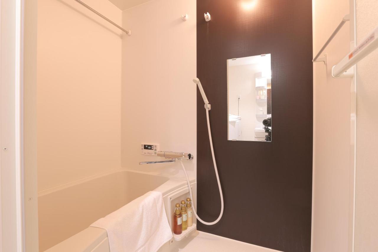 Apartment 谷町君星ホテル九条27 *
