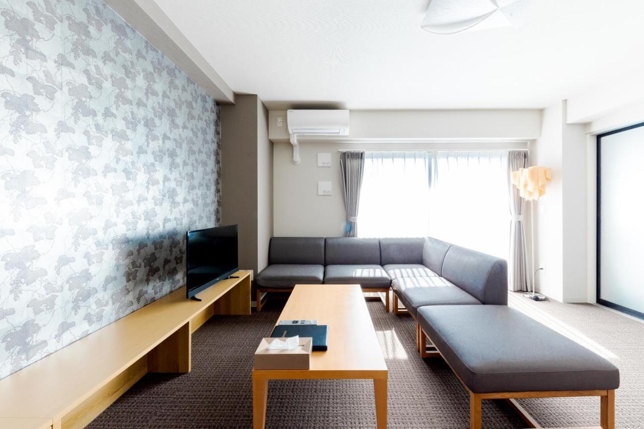 Takuto Hommachi West Apartment