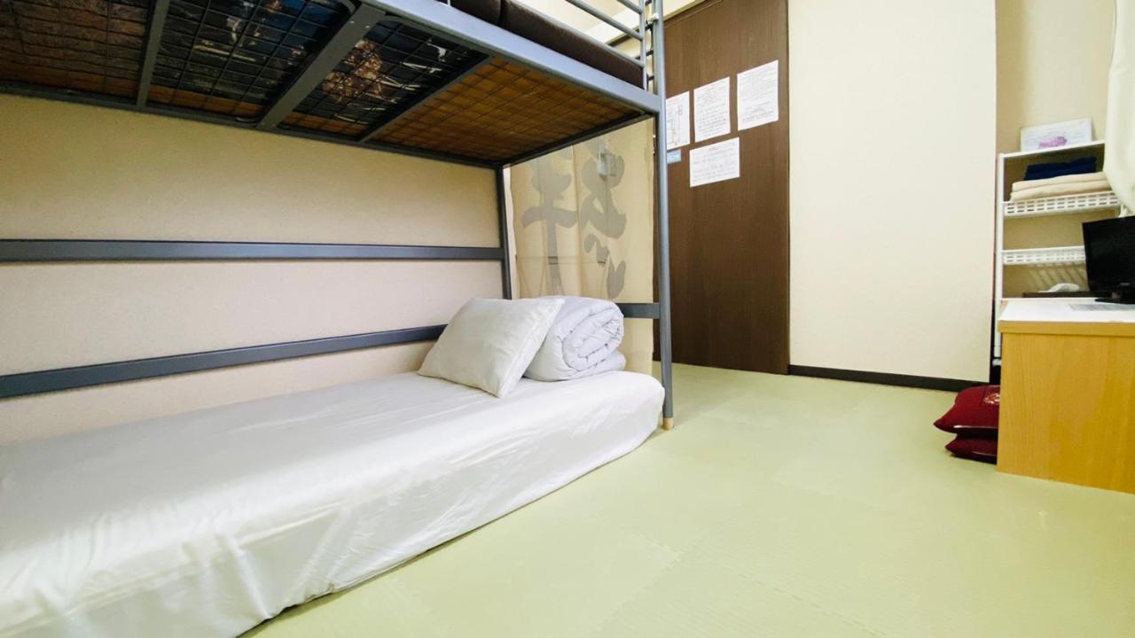 Hostel B's Five