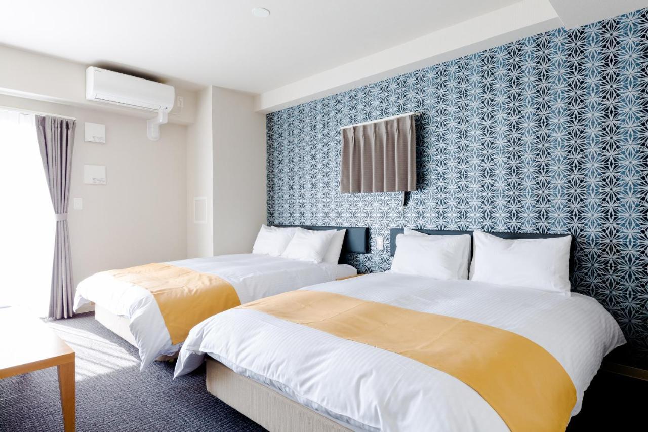 Takuto Hommachi West Apartment
