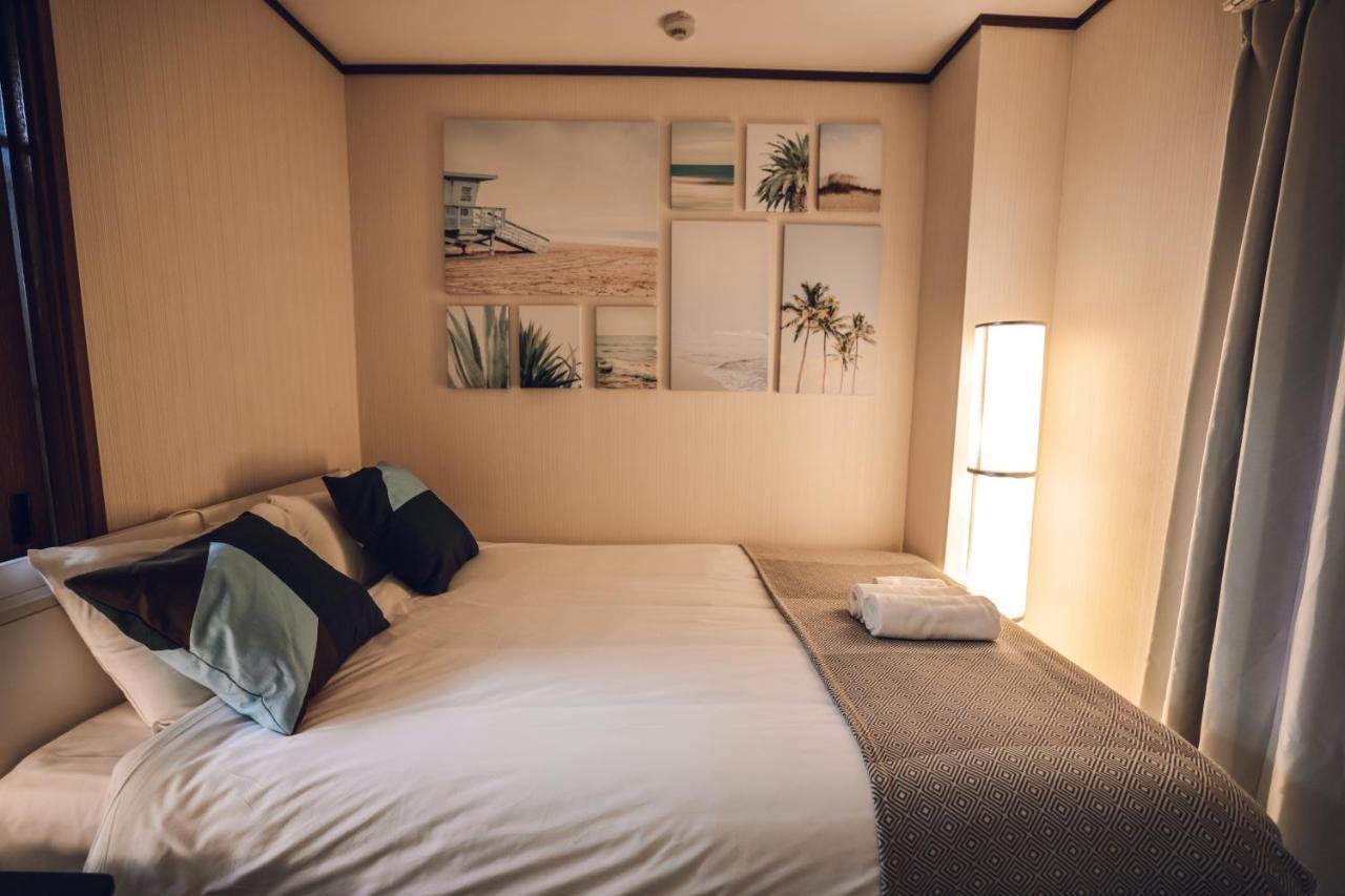 Apartment Liberty Palace Nipponbashi Station2