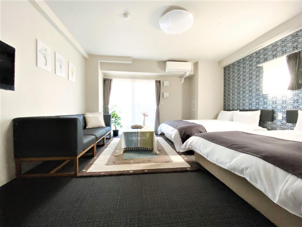 Takuto Hommachi West Apartment Osaka