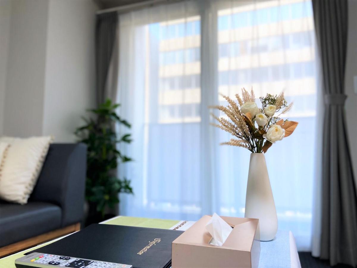 Takuto Hommachi West Apartment