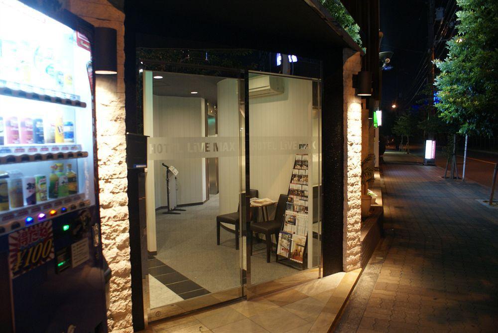 Hotel Livemax Budget Shinosaka