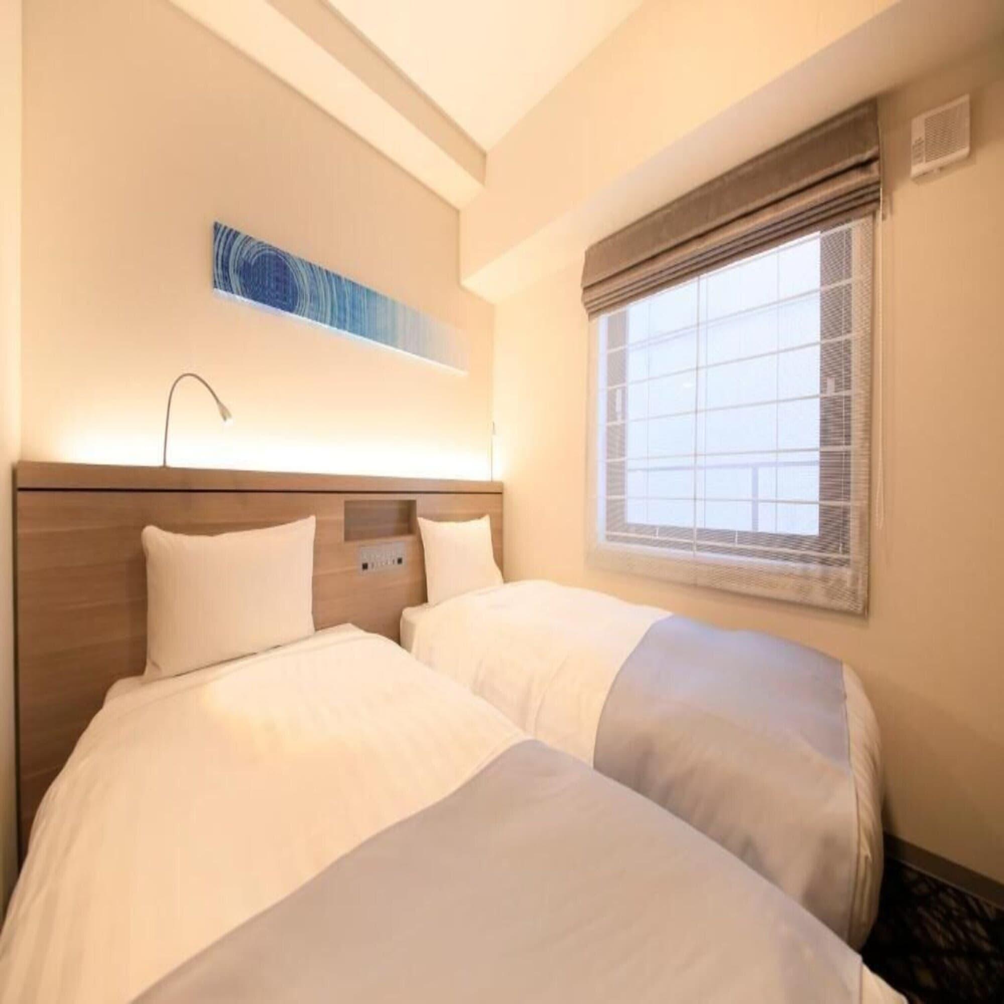 S-peria Hommachi Hotel