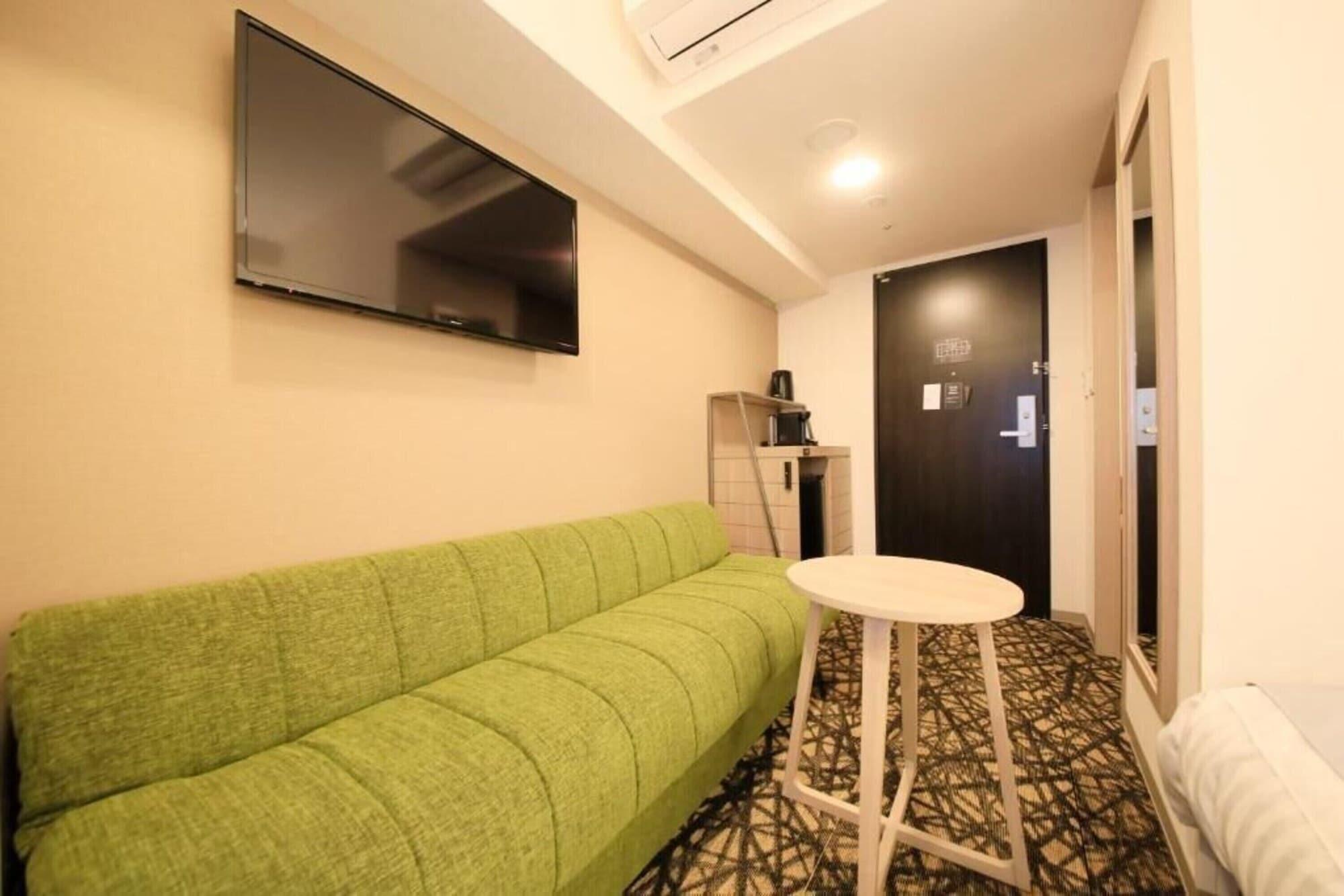 S-peria Hommachi 4*