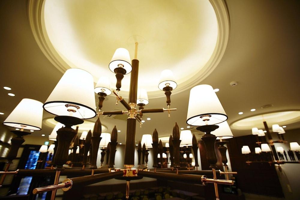 Hotel S.training Center