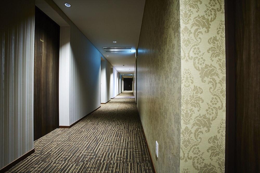 Hotel S.training Center