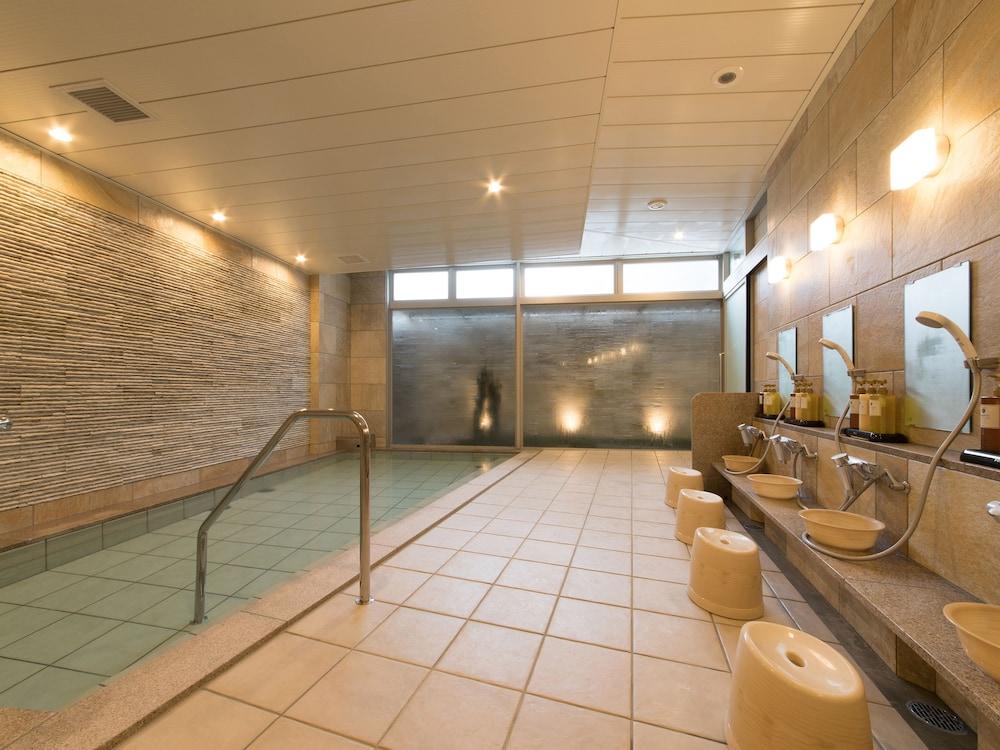Hotel S.training Center 3*