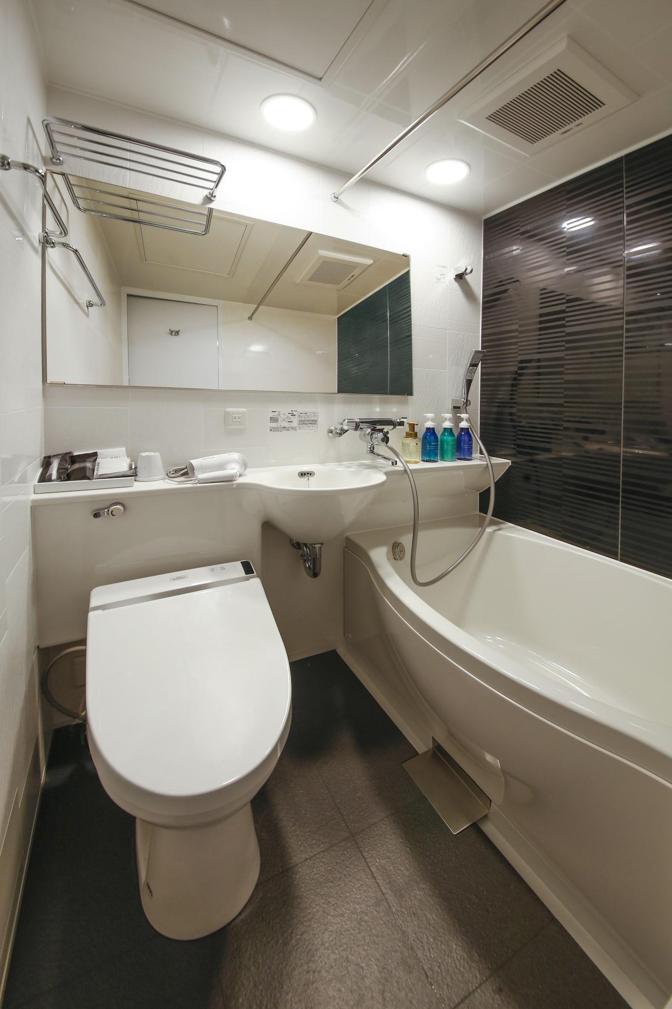 Code Shinsaibashi Hotel
