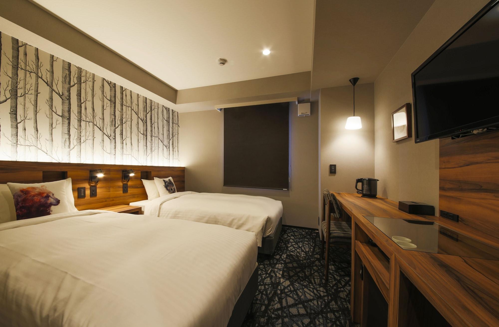 Code Shinsaibashi Hotel 3*